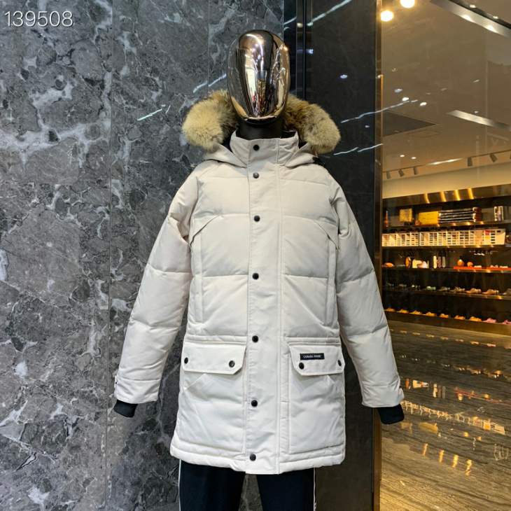 Picture of Canada Goose Down Jackets _SKUCanadaGooseS-2XL26yr1537904